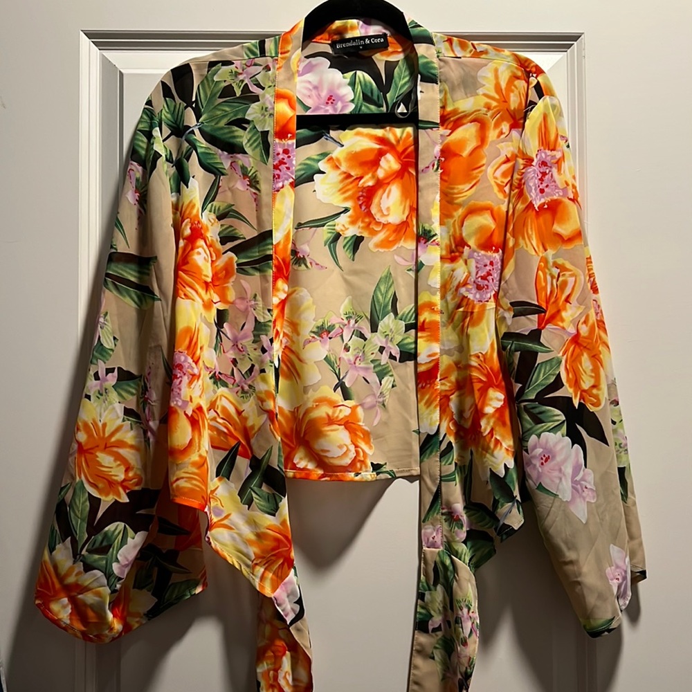 Summer flower blouse - Size M